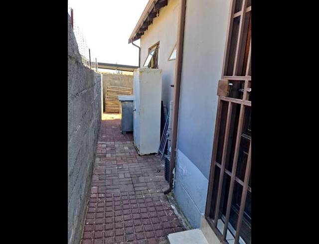 3 BEDROOM HOUSE FOR SALE IN FLEURHOF